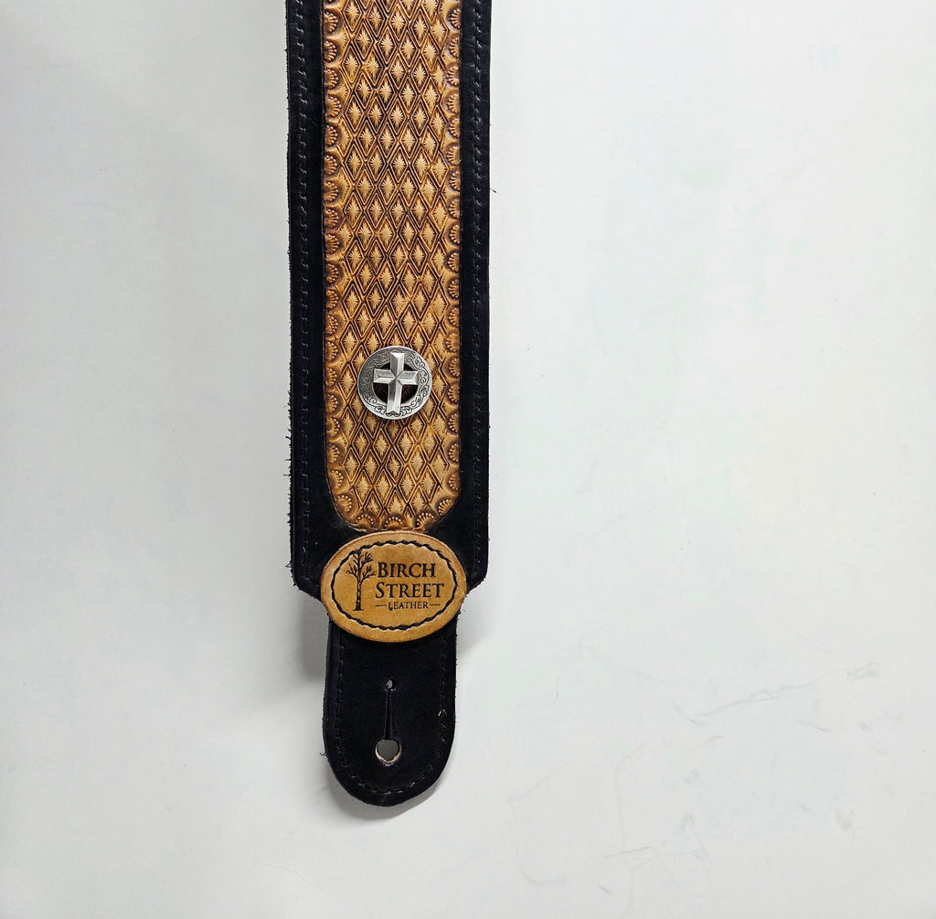 Dimond pattern guitar strap