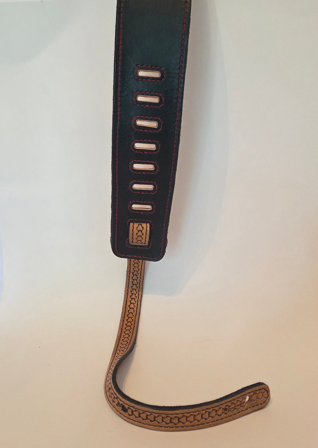 Cross guitar strap